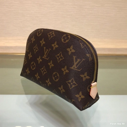 Firstbag VUITTON LOUIS GM POUCH COSMETIC 0811